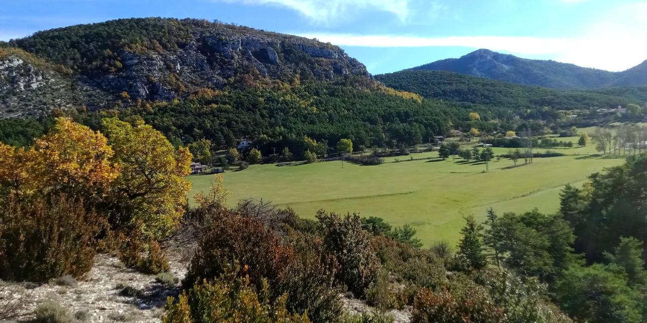 Montagne, Mer Et Verdon Séranon Екстериор снимка